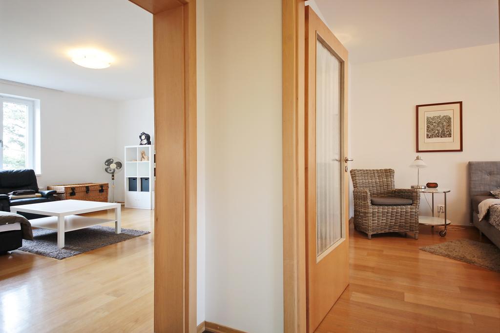 Apartment Kosatcova Prague Exterior photo