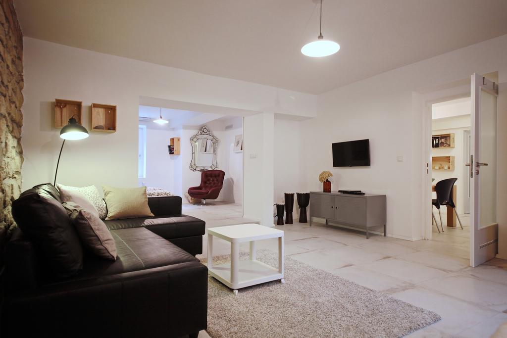 Apartment Kosatcova Prague Exterior photo